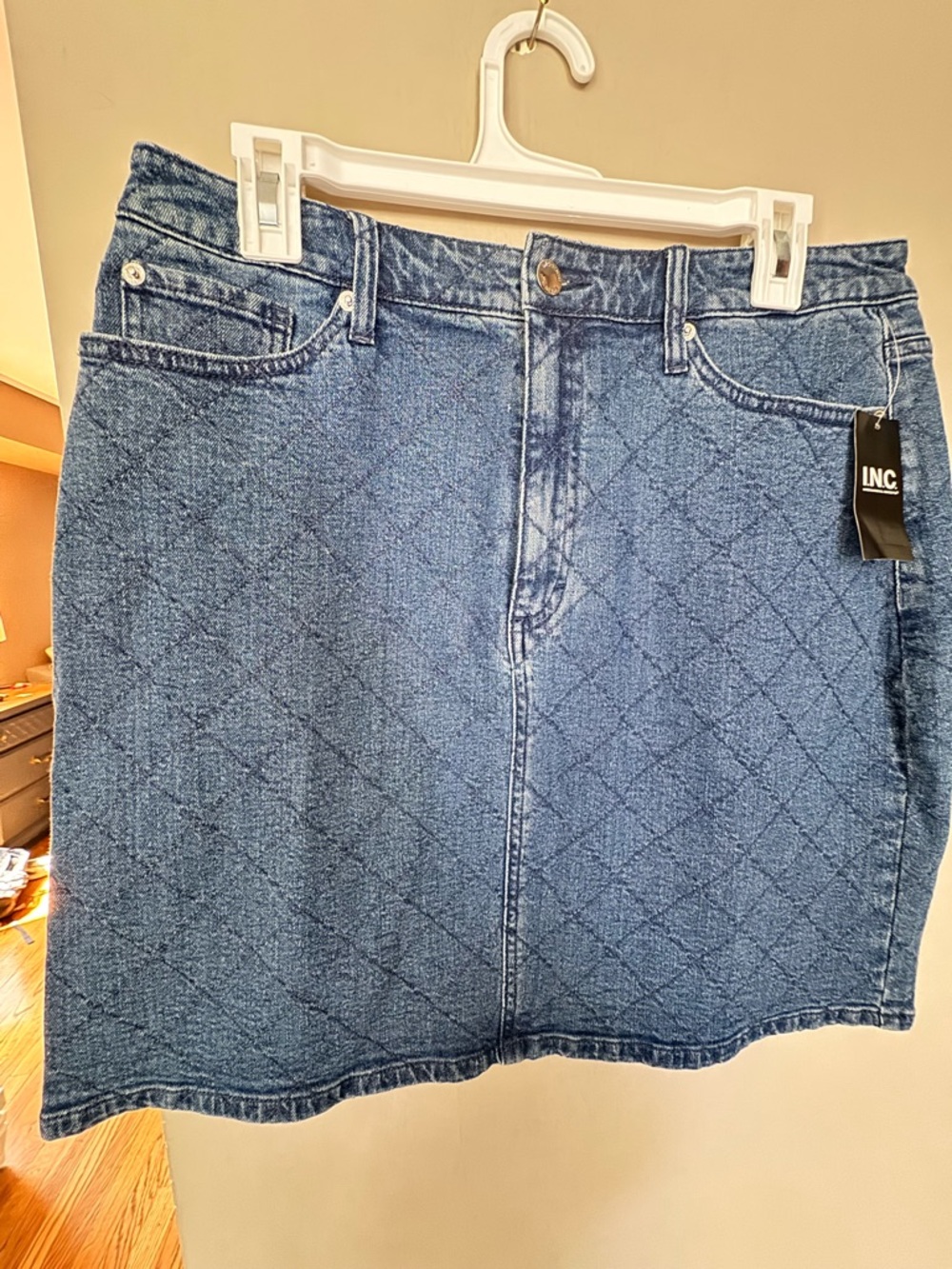 NWT INC International Concepts Quilted Denim Skirt